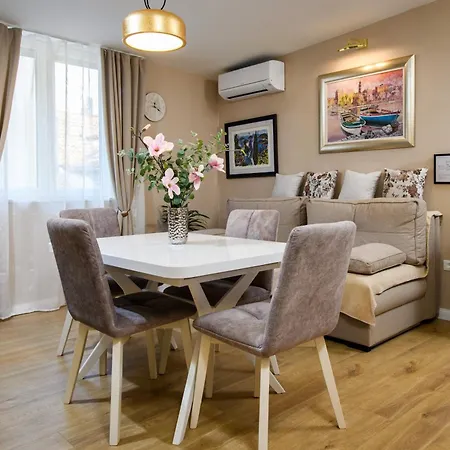 Luxury Pjaca Splendida In Appartement Split