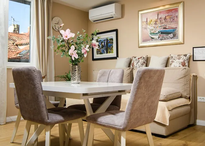 Luxury Pjaca Splendida In Appartement *