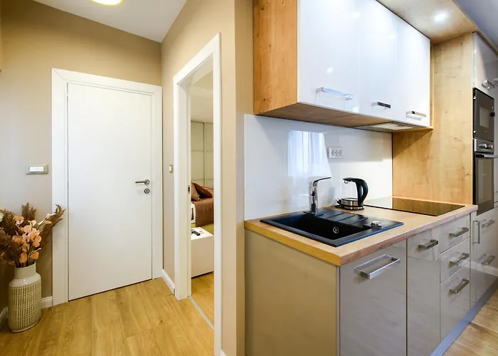 Luxury Pjaca Splendida In *