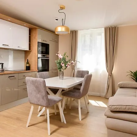 Apartment Luxury Pjaca Splendida In Split